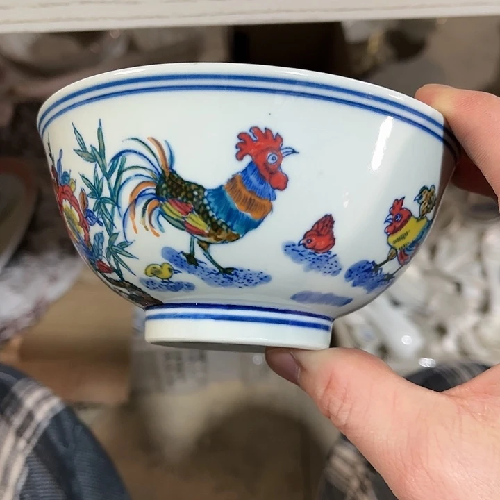 瓷片///////直径13.5厘米。绿西西。