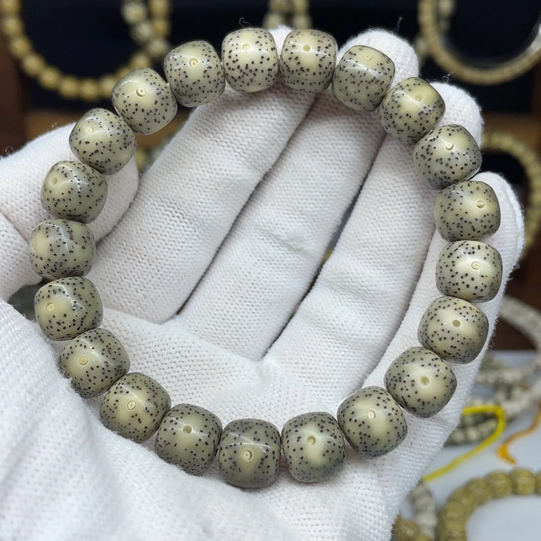 星月菩提手串11-10，月朗星细