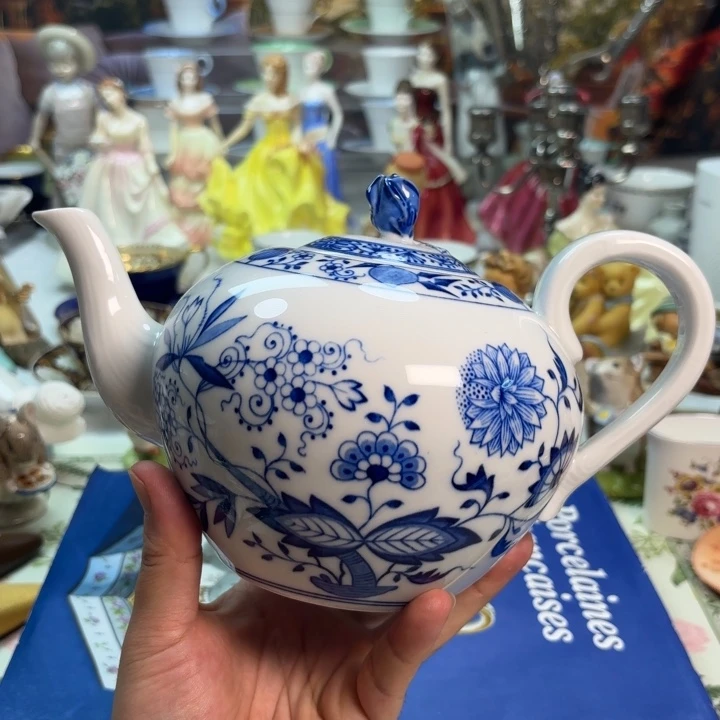 瓷片欧洲中古瓷器（狮牌）蓝洋葱