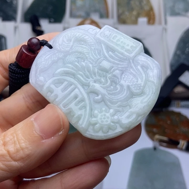 翡翠未镶嵌挂件翡翠