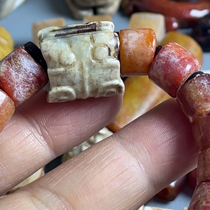 云***！和田玉（糖玉）未镶嵌挂件