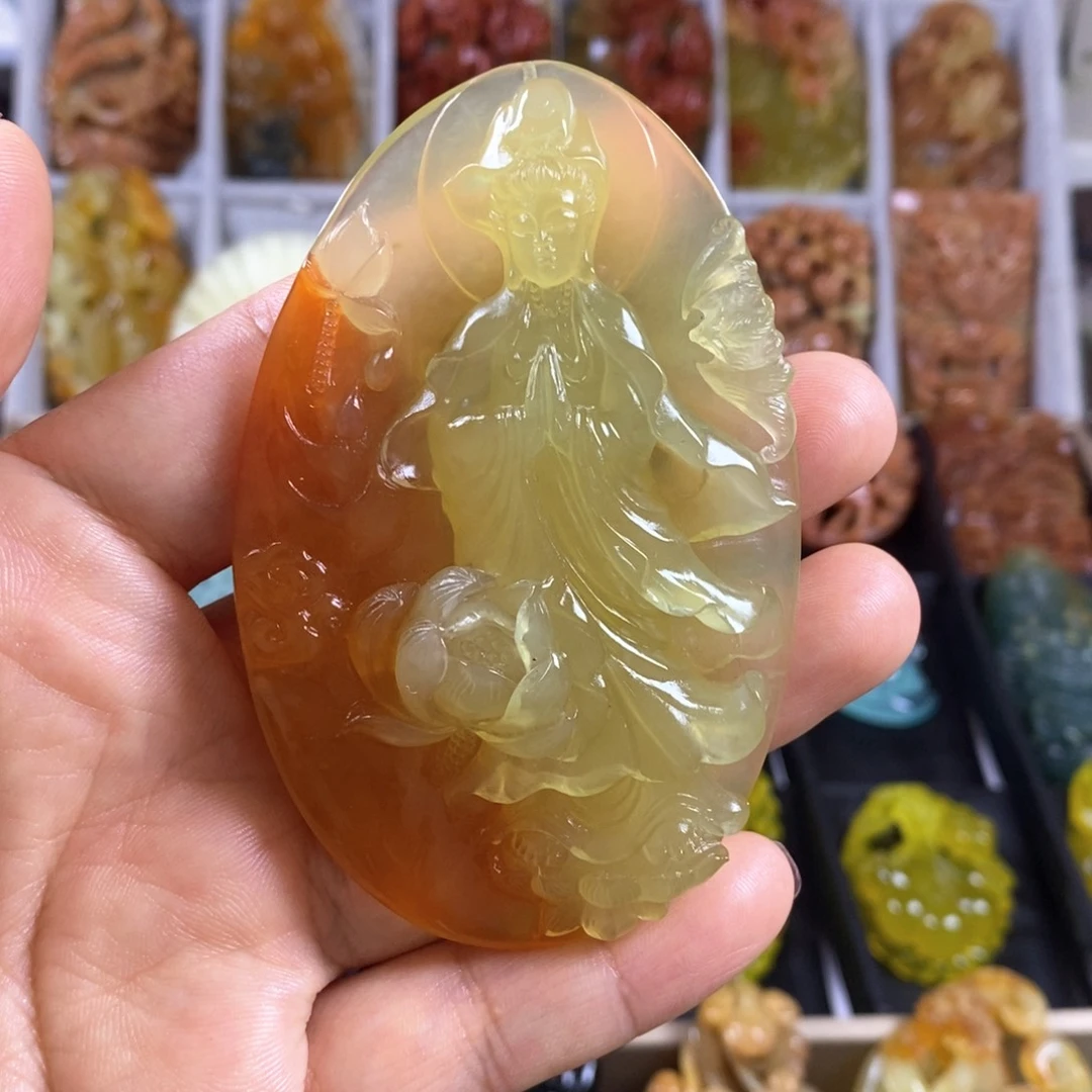 合金蛇纹石玉颈饰皮*哥