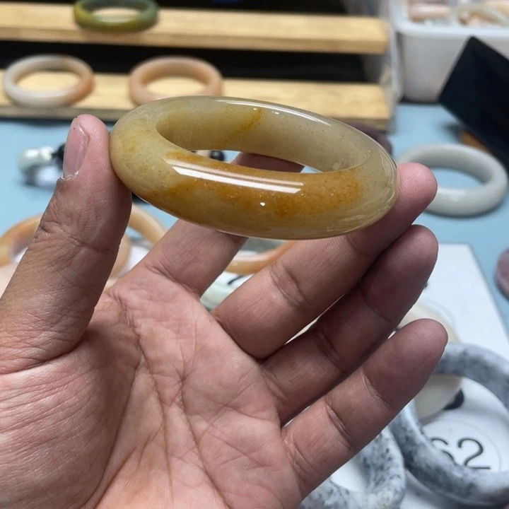 石英质玉手镯合金叶*