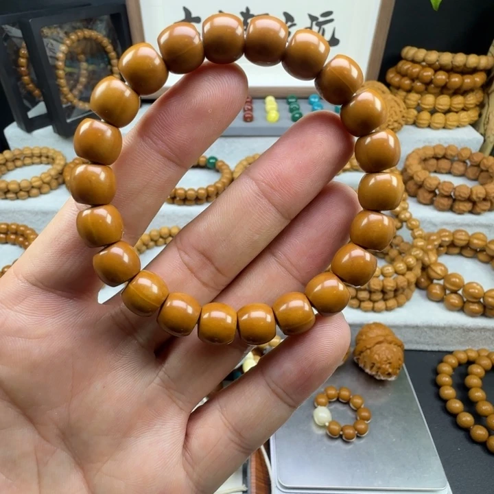 小***吼10直切猴头核桃手串