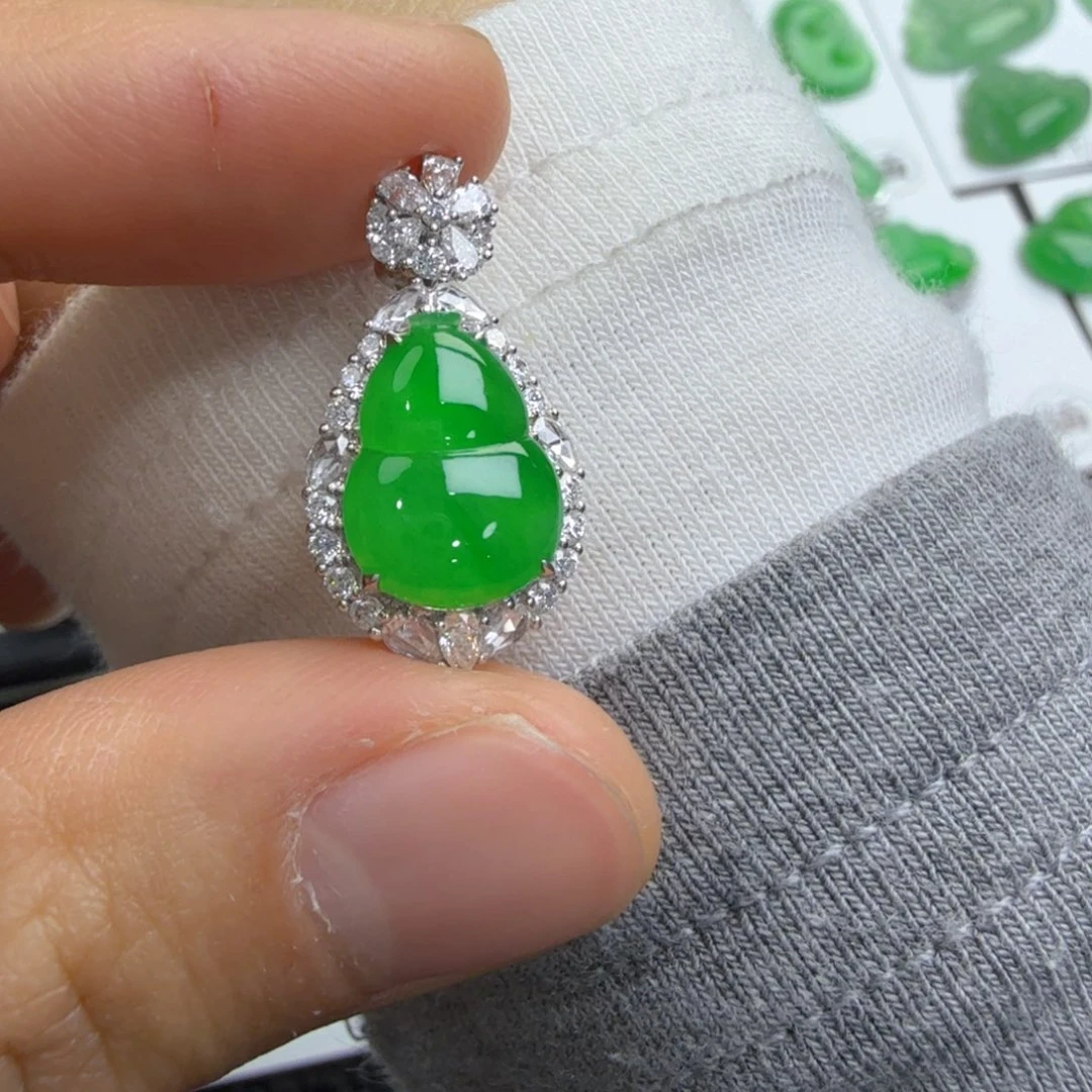 吊坠(不含链)未镶嵌翡翠葫芦