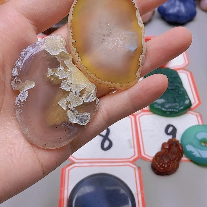 【闪购商品】未镶嵌玛瑙/玉髓珠宝半成品延****啡