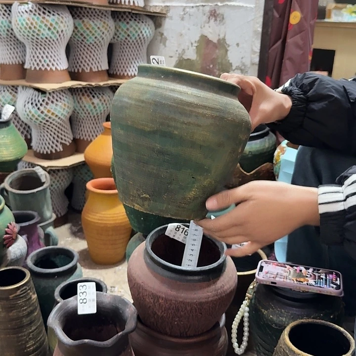 瑕疵金绿坛子892高度20口径14