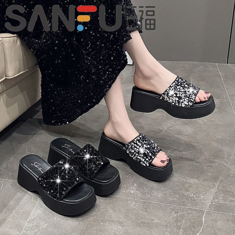 三福松糕底厚底一字拖鞋女2025废土风百搭时尚亮片坡跟防水台防滑