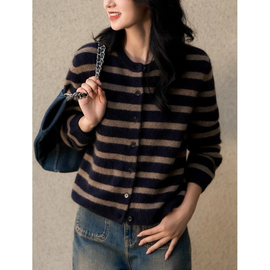 青咖条纹」巨软显白不挑人！加厚冬季外套宽松针织毛衣女显白洋气