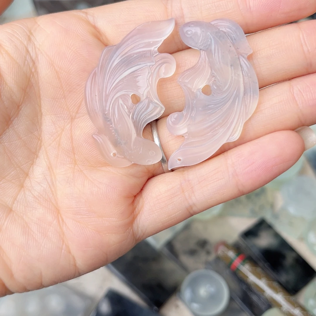 ·***蛇纹石玉未镶嵌颈饰