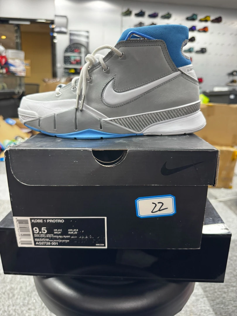 nike  kobe1   全新原盒  43码  11月9   gui   22