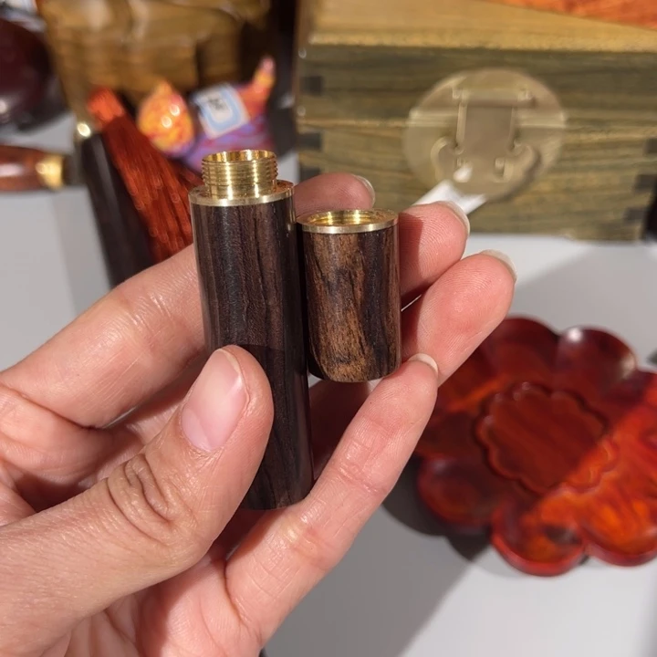 紫光檀牙签筒随机发货