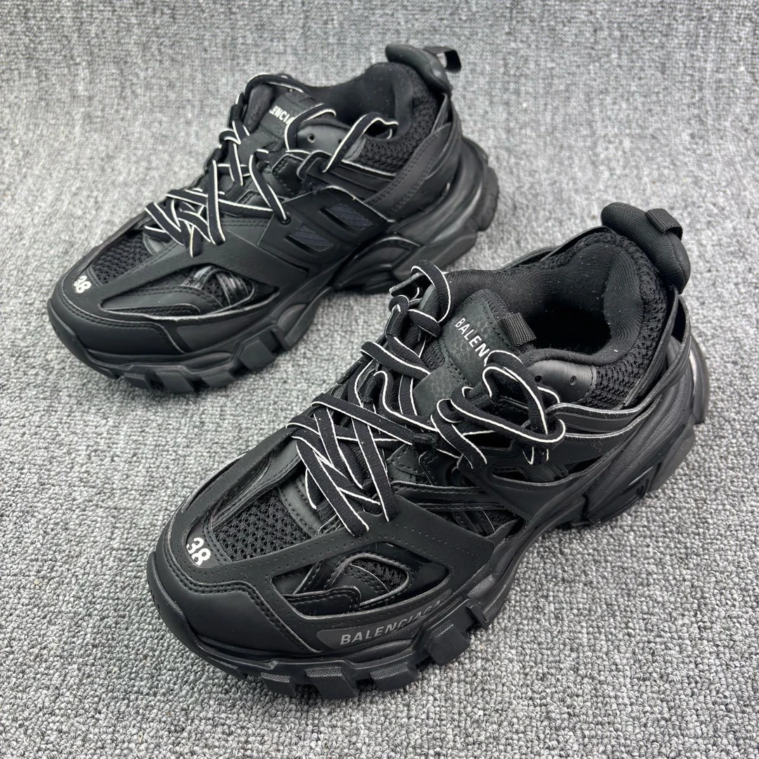 95新 Balenciaga/巴黎世家 track老爹鞋 38码