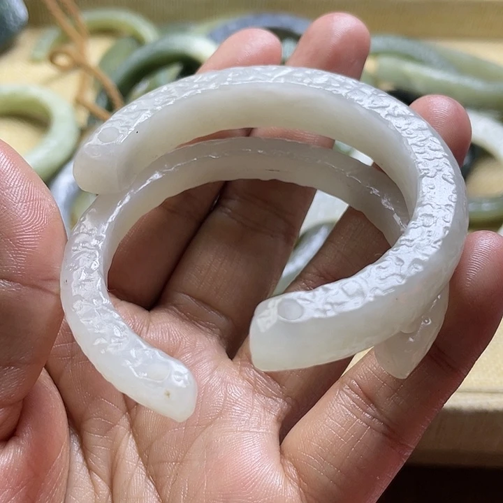 和田玉（糖玉）颈饰未镶嵌张*洋13
