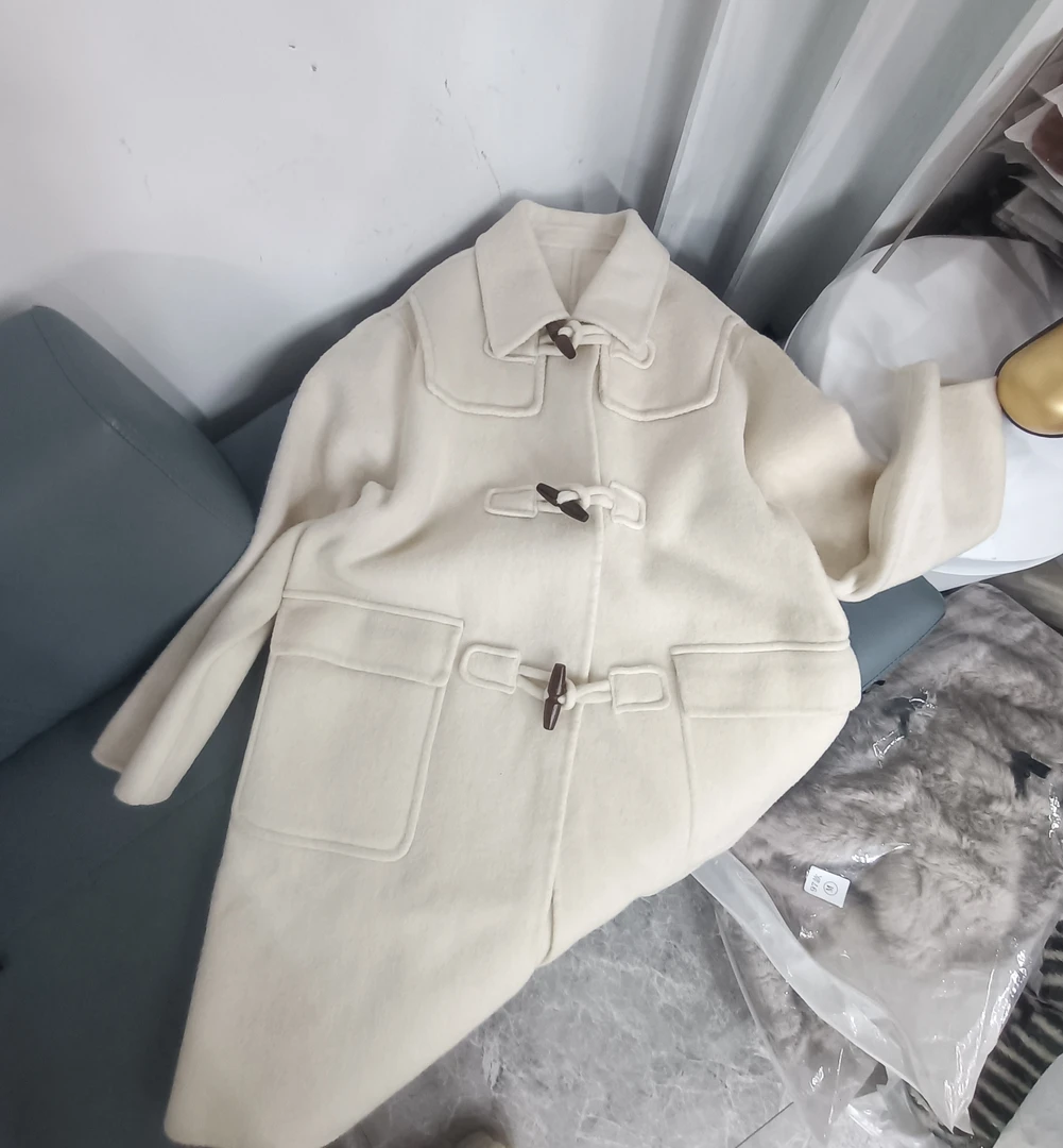8119简约牛角扣双面外套女韩版