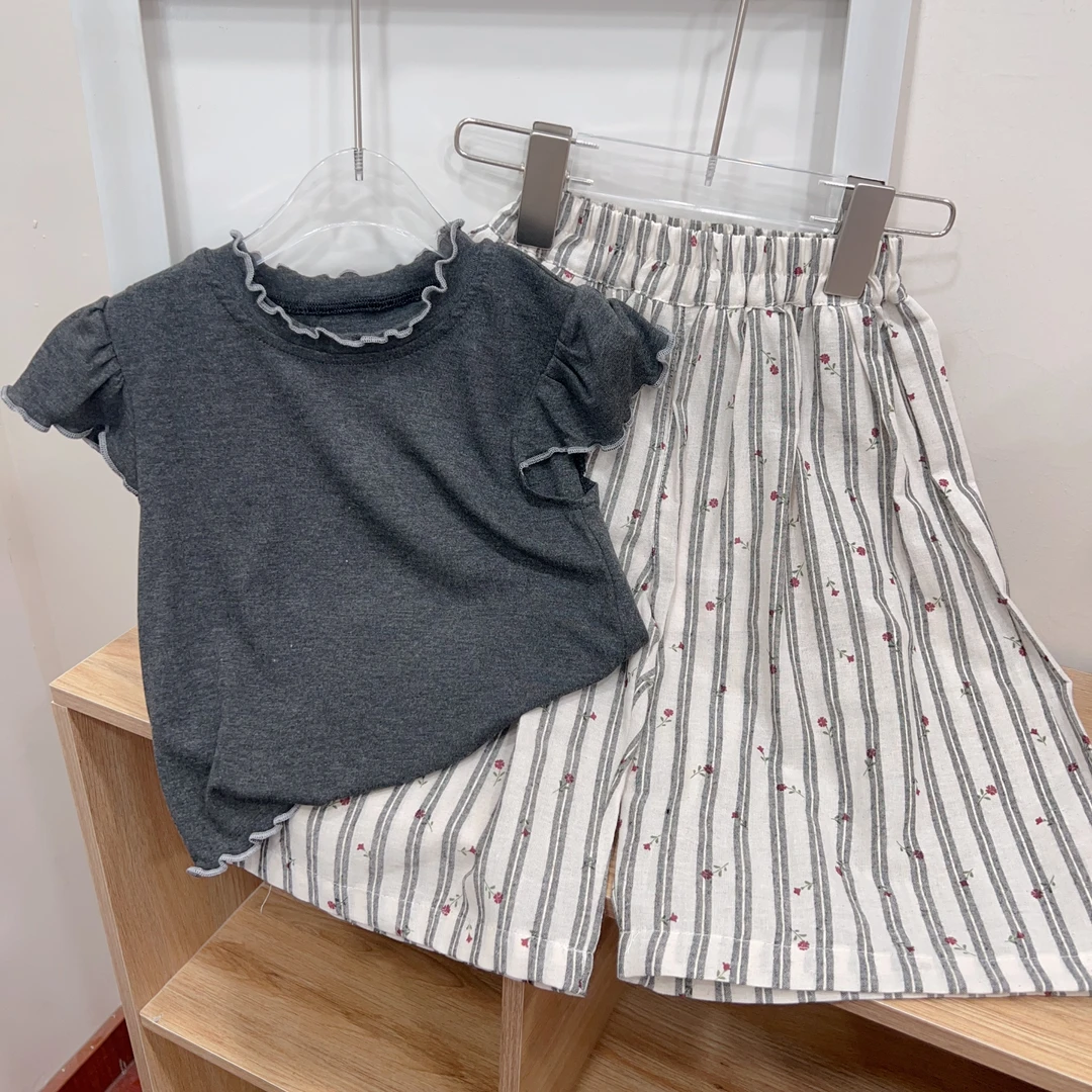 {花卷卷}2025夏季女童韩系简约锁边短袖T恤85829