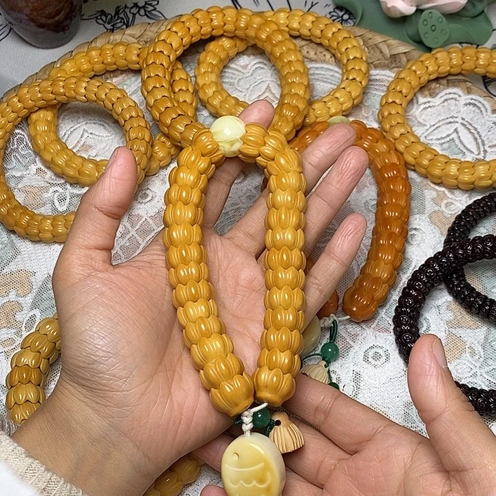 吊坠猴头核桃莲花1617