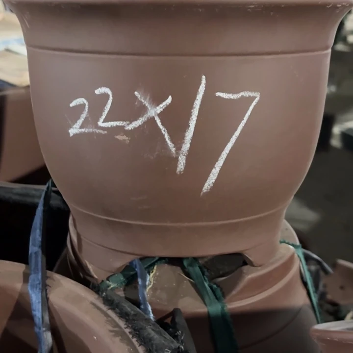 花盆紫砂100-6。 22-17。