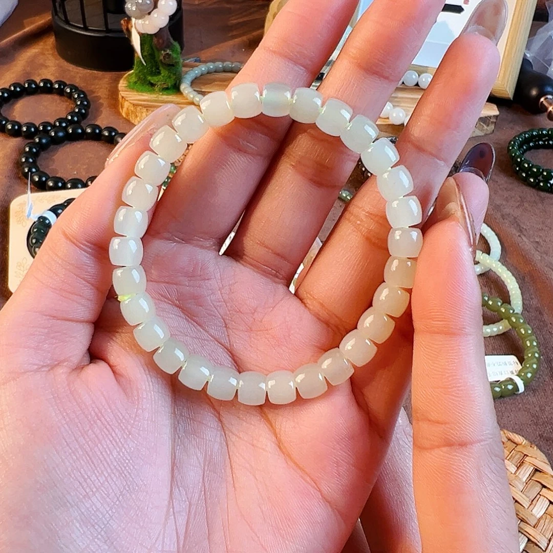 和田玉未镶嵌手串