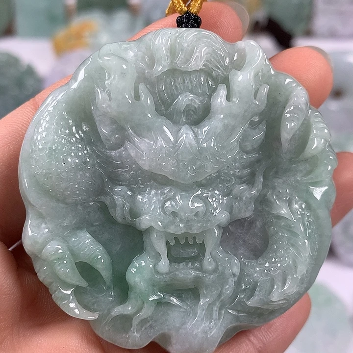翡翠未镶嵌颈饰霸气侧漏龙行天下两面工艺福利