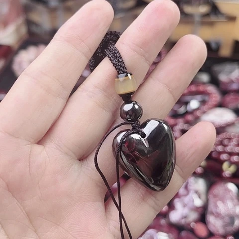 【闪购商品】天然辰砂M****c天然原矿朱砂吊坠