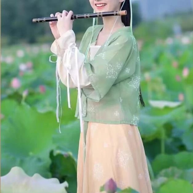 绿色赵灵儿唐制汉服女2024新款唐褙子改良日常小清新女款齐腰古装