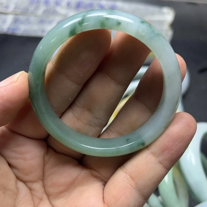 大***冲未镶嵌定制翡翠翡翠55