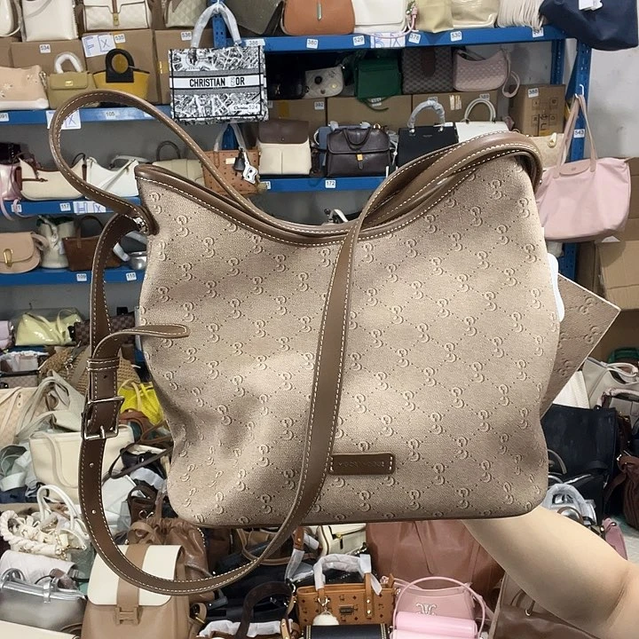 水牛皮（革）104健健康康平平安安