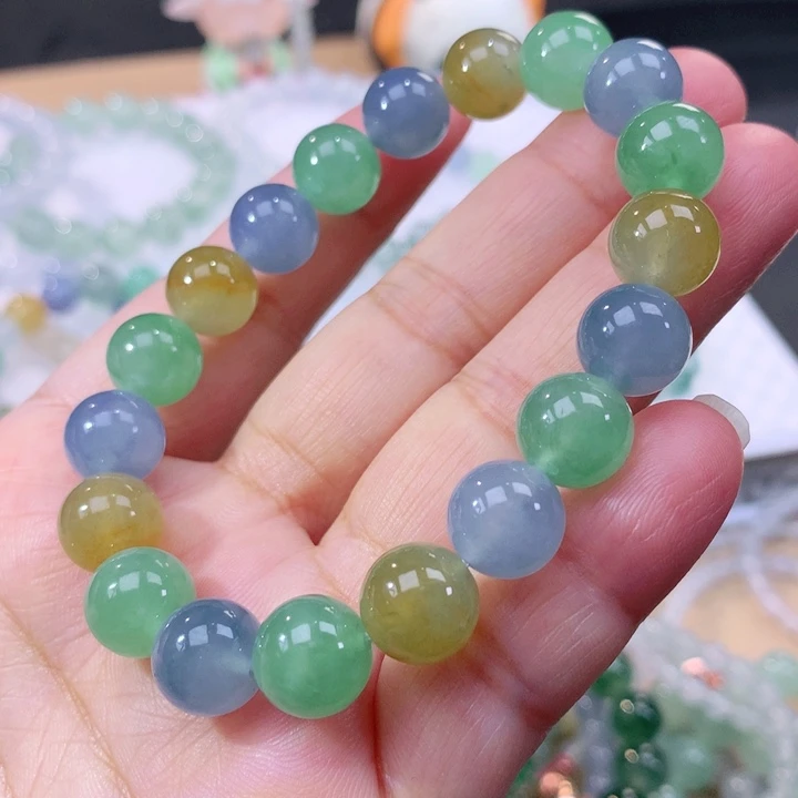 翡翠手链未镶嵌翡翠