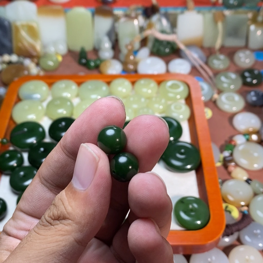 C****和田玉未镶嵌吊坠(不含链)
