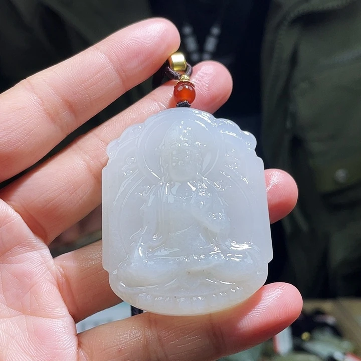 和田玉未镶嵌颈饰多样性