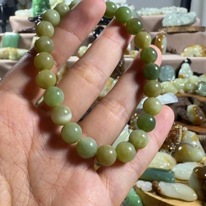 和田玉（糖玉）未镶嵌颈饰