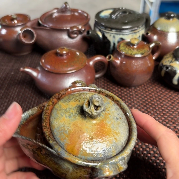 紫砂茶杯太湖石瓶220