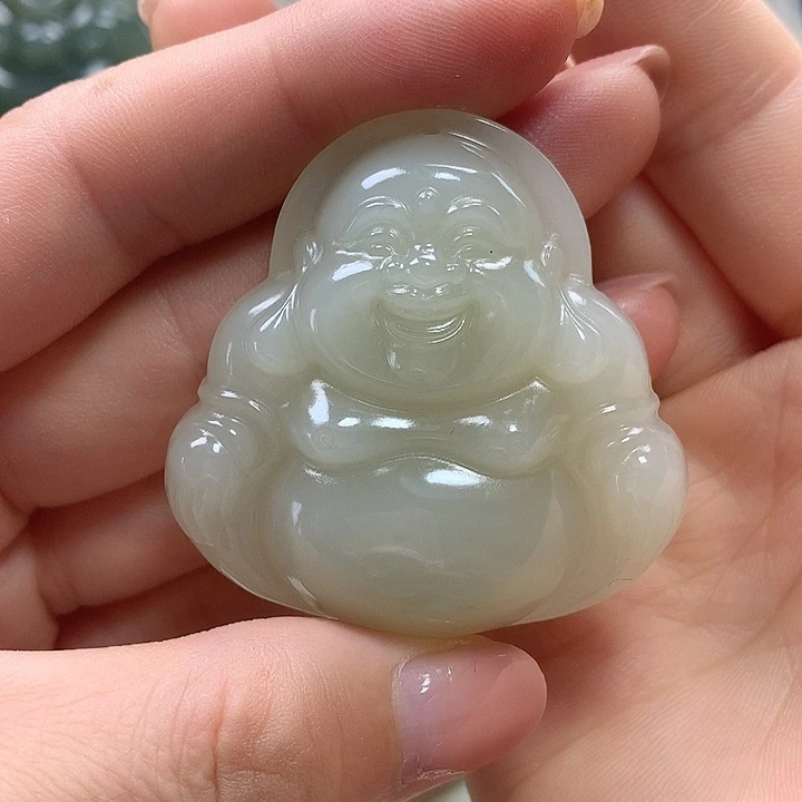 殷***姐颈饰未镶嵌和田玉