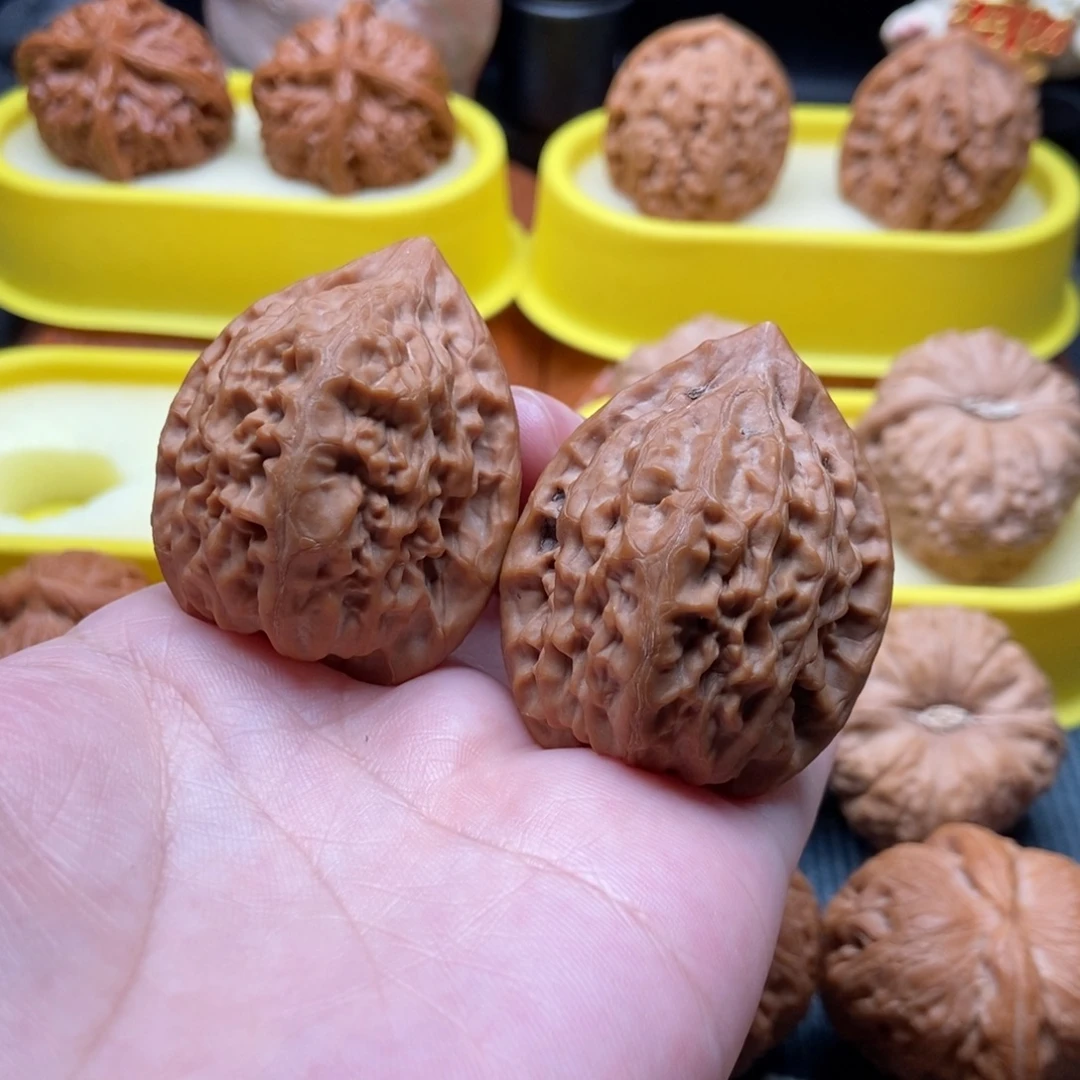 文玩核桃吊坠全品佛塔