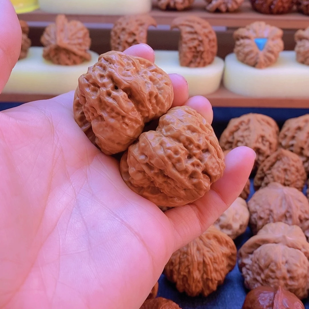 第****042➕蛤蟆头文玩核桃打底