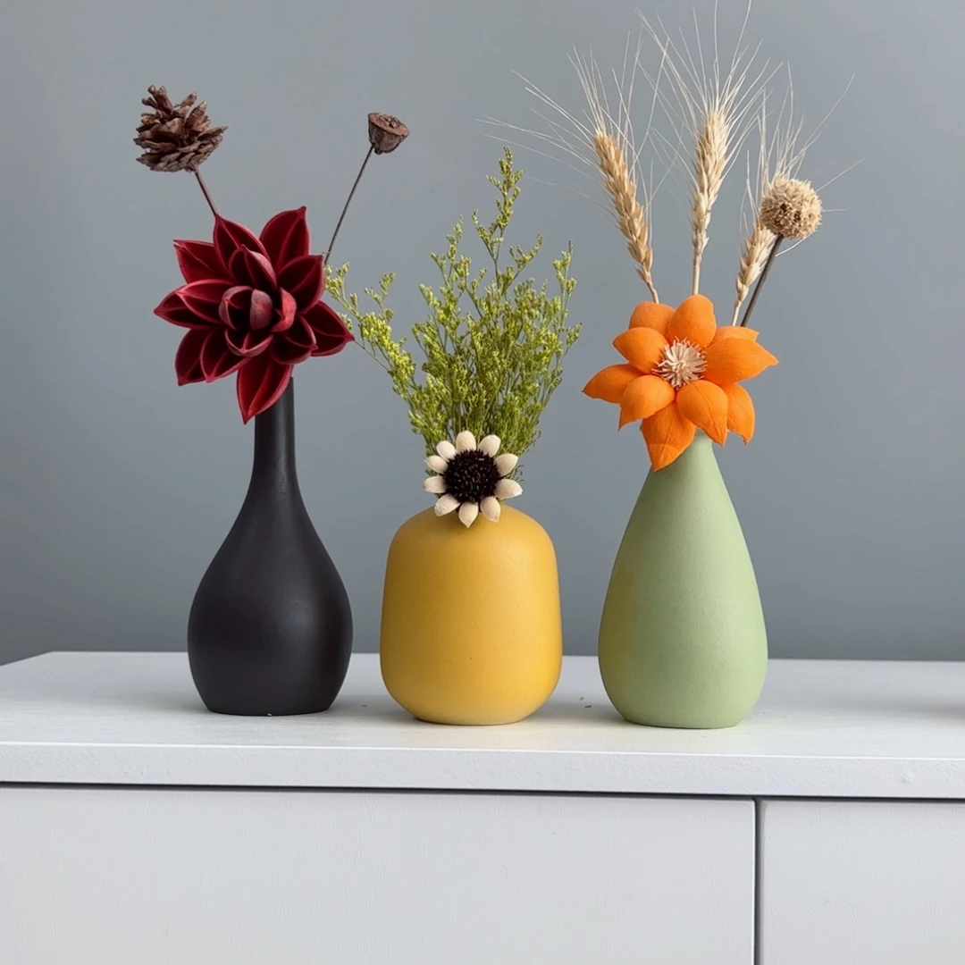 摆件陶瓷小花瓶摆件含花总高约20-30cm