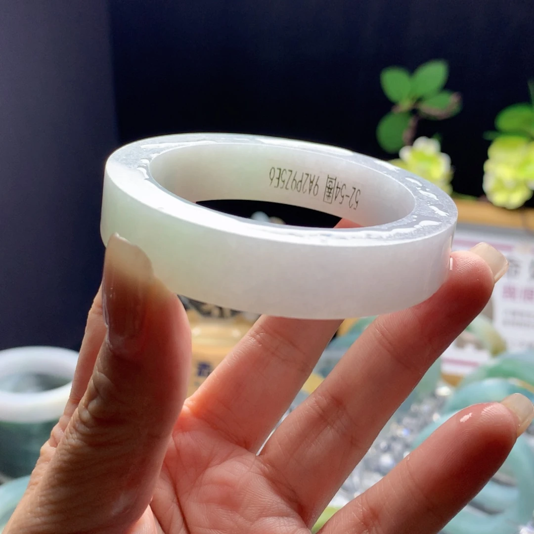 乐***$定制翡翠未镶嵌翡翠手镯55