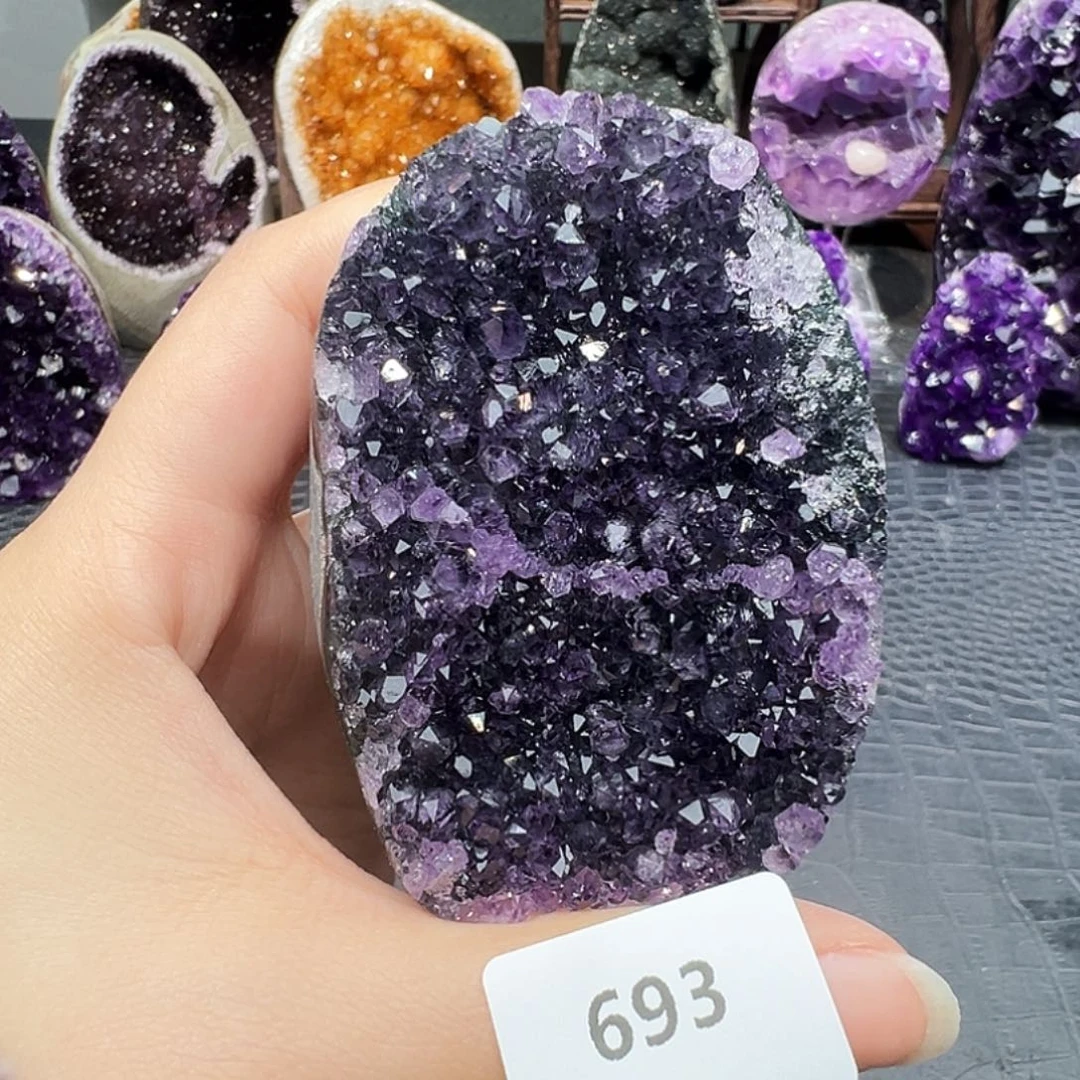 紫晶未镶嵌珠宝半成品