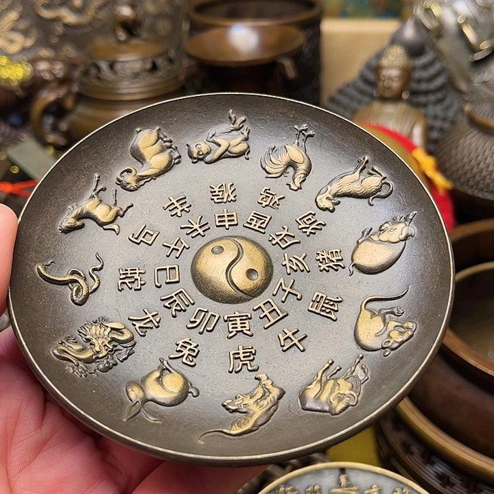 精美铜器批发档口