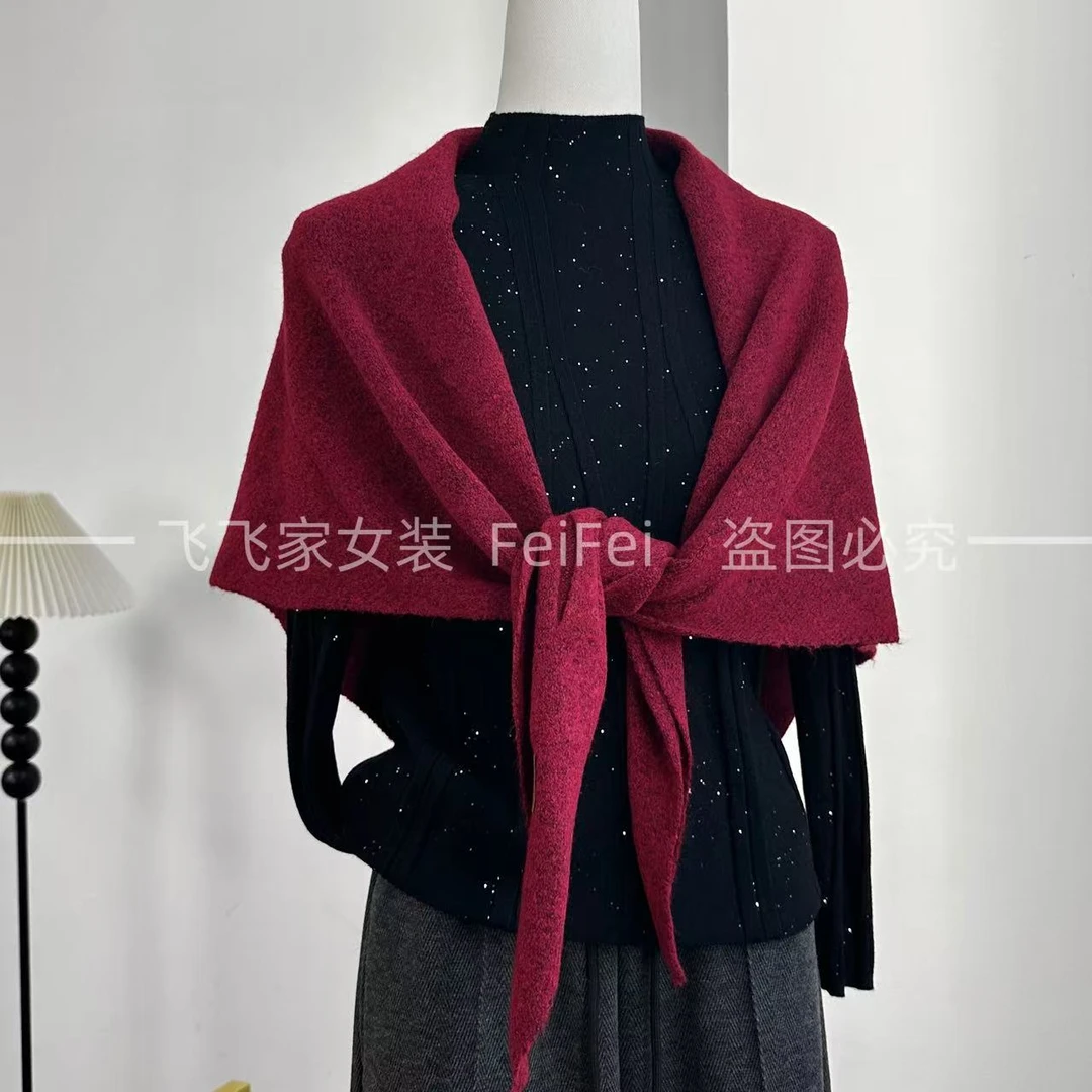 飞飞家~三角披肩围巾！！韩系氛围感~纯色 穿搭必备#披肩F035