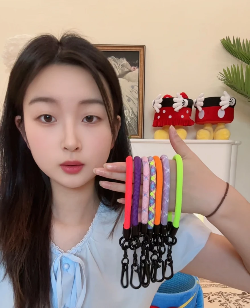 手机挂绳户外旅游防丢失手腕绳可伸缩调节斜跨挂脖户外登山防丢绳