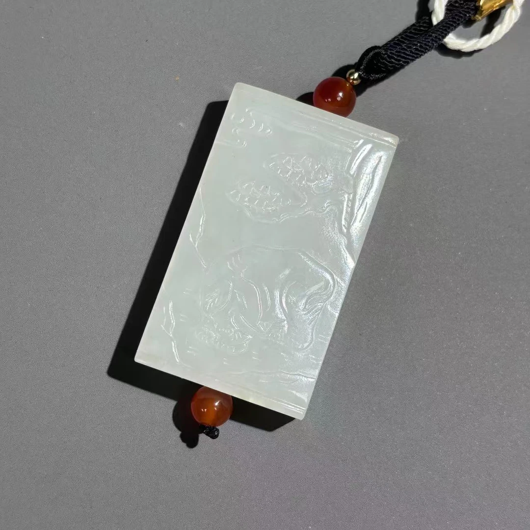 清代和田玉勒子