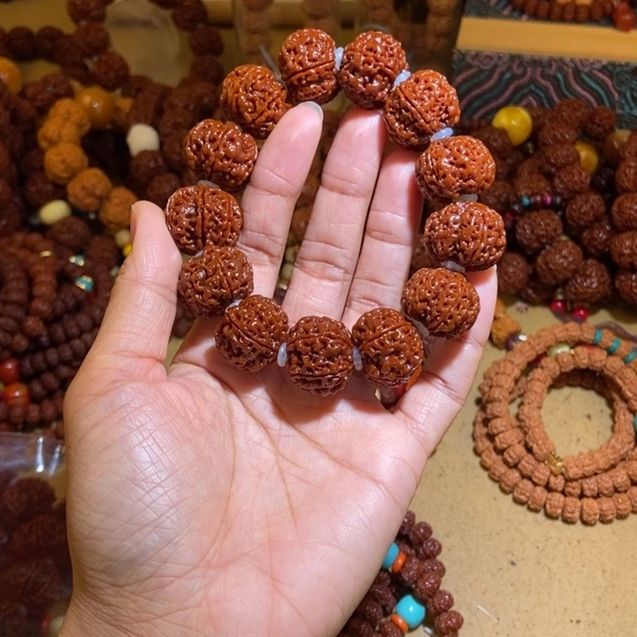 金刚菩提吊坠216玉化精挑