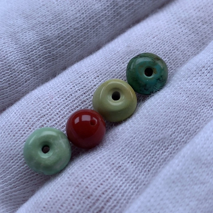 南红玛瑙未镶嵌珠宝奇石