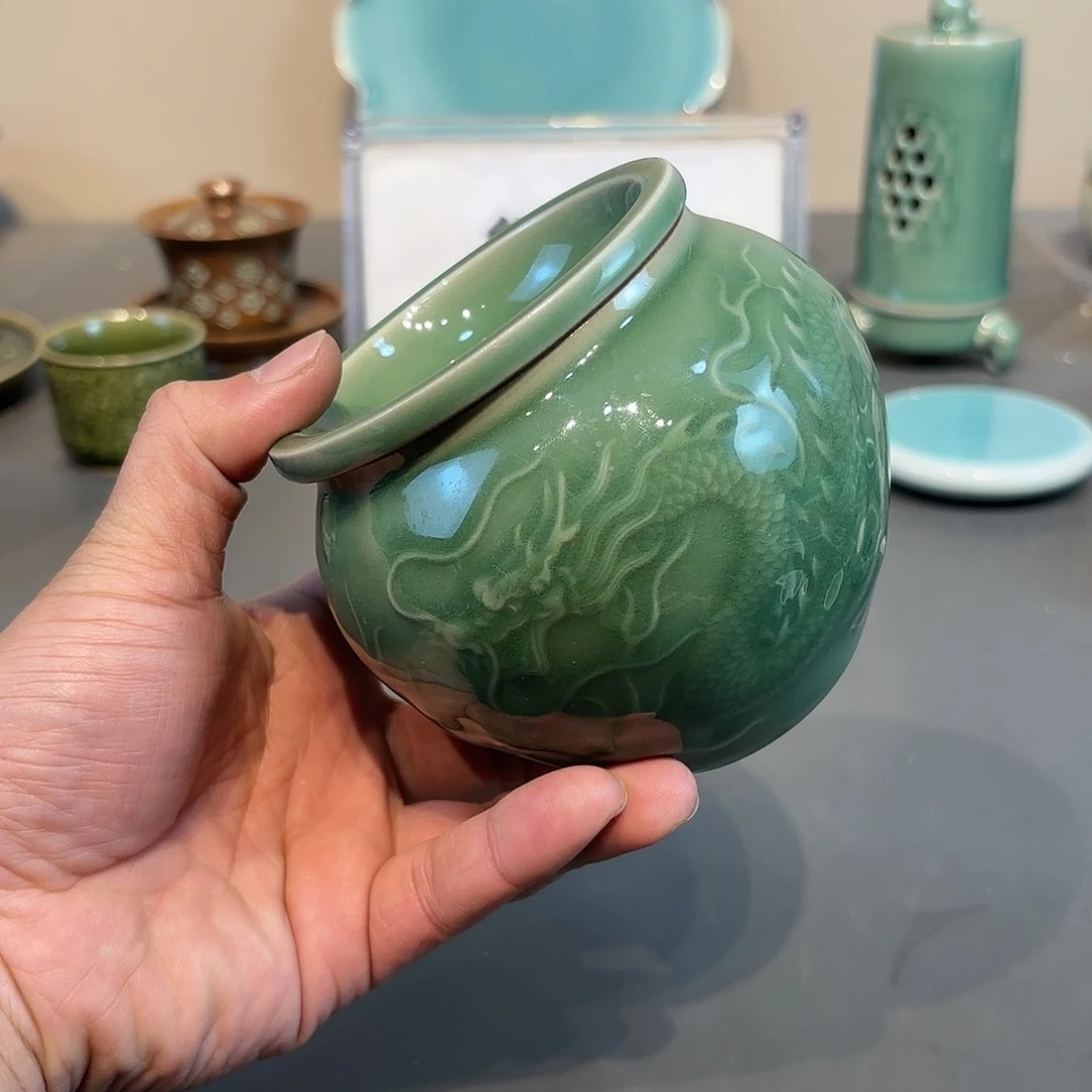 瓷片龙泉青瓷福利青瓷