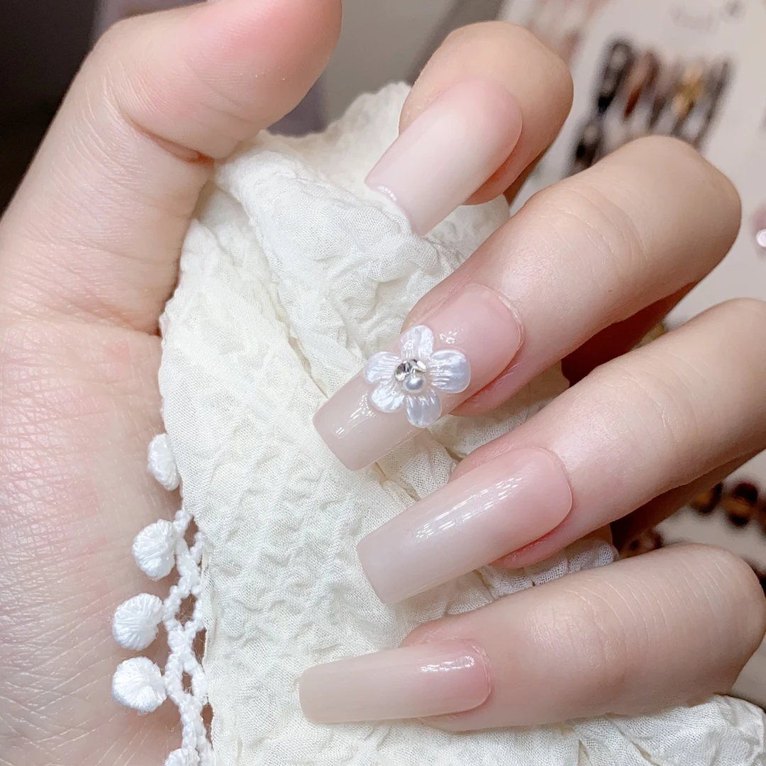 2025秋季新款许我耀眼赵露思许妍同款美甲显白高级感穿戴甲美甲