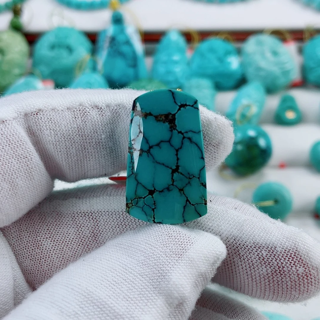 绿松石未镶嵌车挂