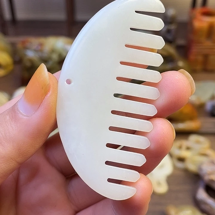 未镶嵌和田玉（糖玉）挂件
