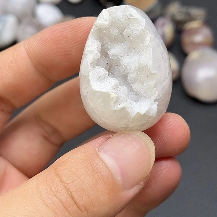 玛瑙/玉髓未镶嵌珠宝奇石